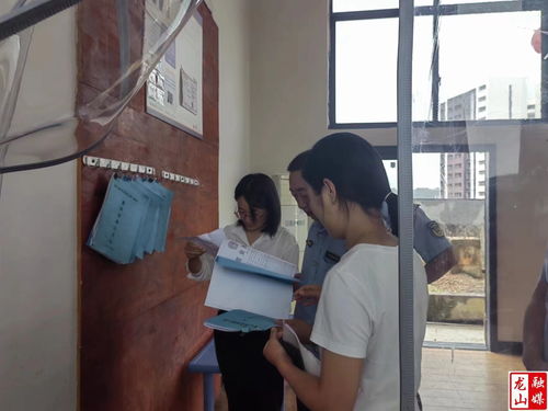 龍山縣開展食品安全與燃氣特種設(shè)備銷售安全督導檢查，尚曉琴帶隊深入一線